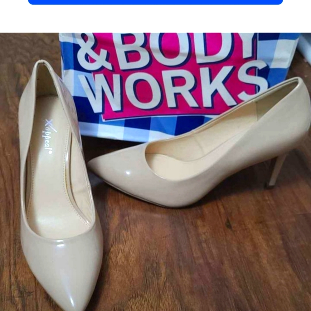 Xappeal nude pumps size 7 new